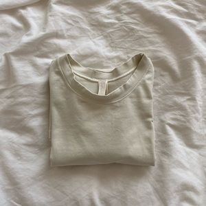 *NEW* SKIMS off-white (bone) t-shirt